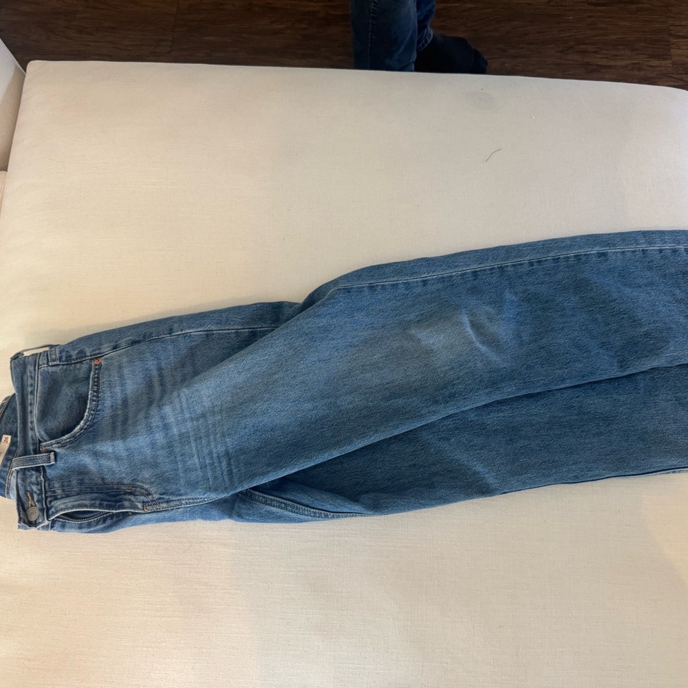 Levi’s Low Pros - Picture 3 of 3